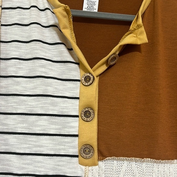 Bibi mixed media long sleeve top size Large - Picture 3 of 5